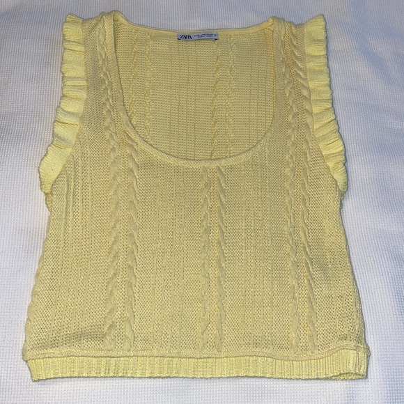 Zara Woman’s Ruffled Cable knit Cropped Top Yellow Size Medium - Picture 3 of 12
